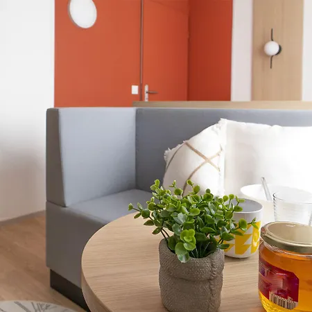 Sweetly Isatis De 3*