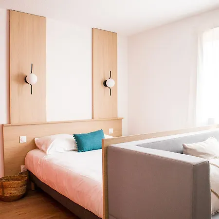 Sweetly Isatis De Merignac (Gironde)