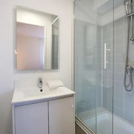 Sweetly Isatis De Apart Otel 3*
