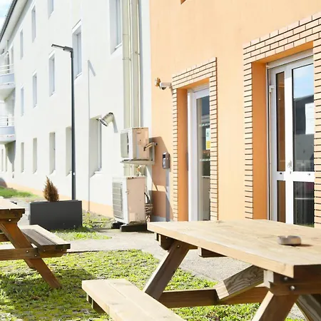 Sweetly Isatis De Apart Otel Mérignac
