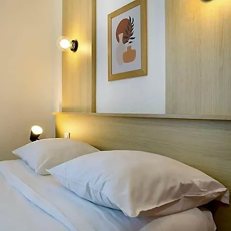 Sweetly Isatis De Appart hôtel 3*