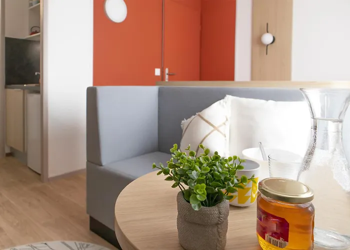 Aparthotel Sweetly Isatis De Mérignac