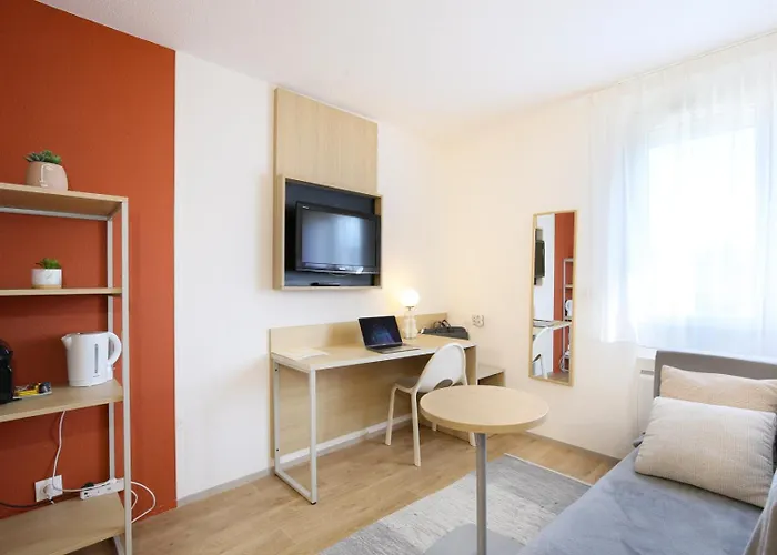 Sweetly Isatis De 3* Mérignac