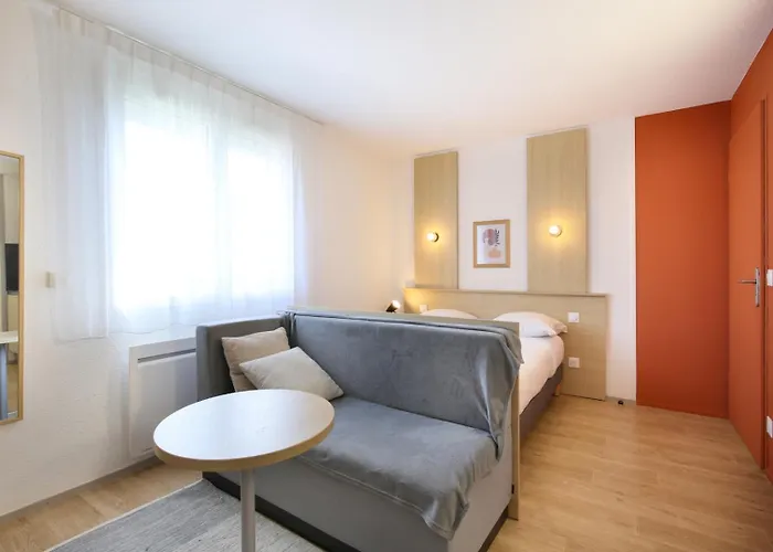 Sweetly Isatis De 3* Mérignac