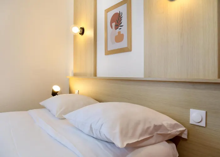 Apart-hotel Sweetly Isatis De 3*